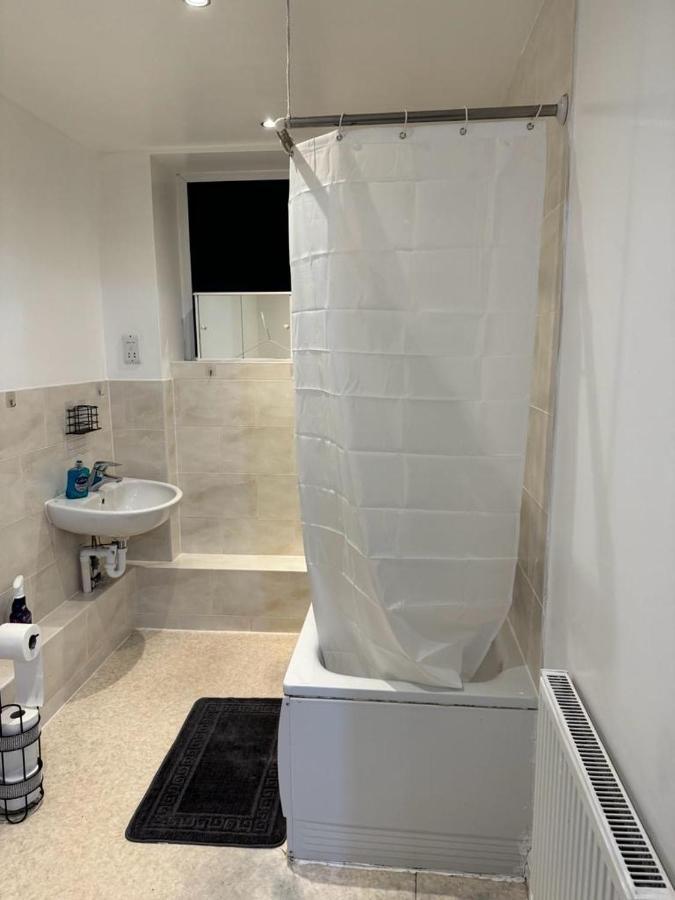 Luxury Apartments Dagenham Exterior foto